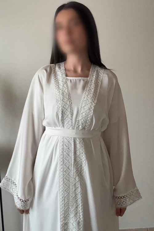 Abaya Inaya